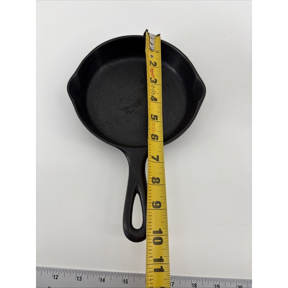 Vintage 6 1/2" Wagner Ware No. 3 Cast Iron Sidney-0 Skillet # 1053 Frying Pan - Picture 4 of 4